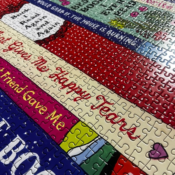 Like New! Puzzle 4 Avid Readers <1000 Pieces> Ideal Bookshelf (Book Club) Fun! - Picture 7 of 13